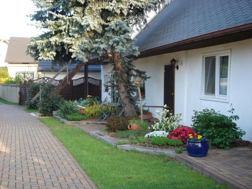 Ferienwohnungen An Den Linden Burg  Extérieur photo